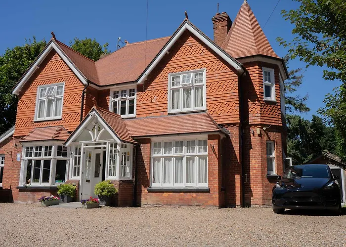 Gatwick Turret Guest House Horley 